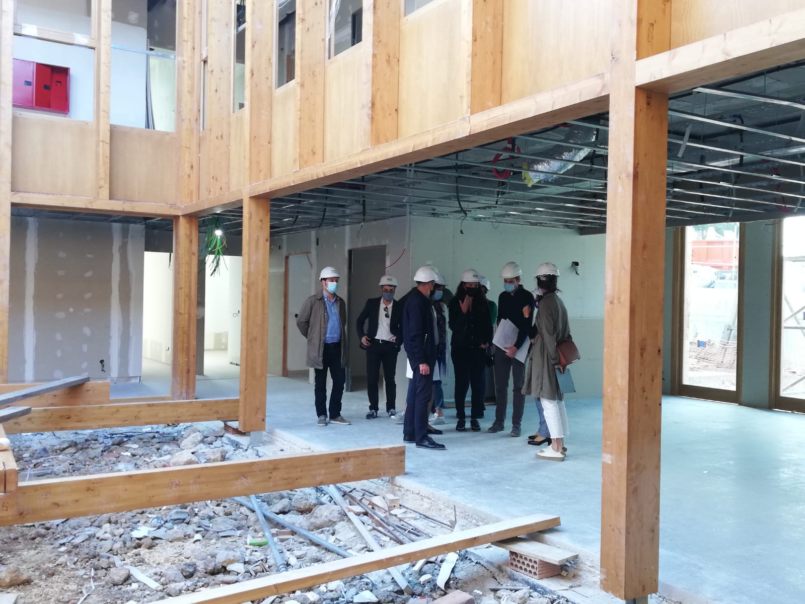 Catalina Cladera i Francina Armengol visiten les obres de la nova residència de persones majors de Pòrtol 