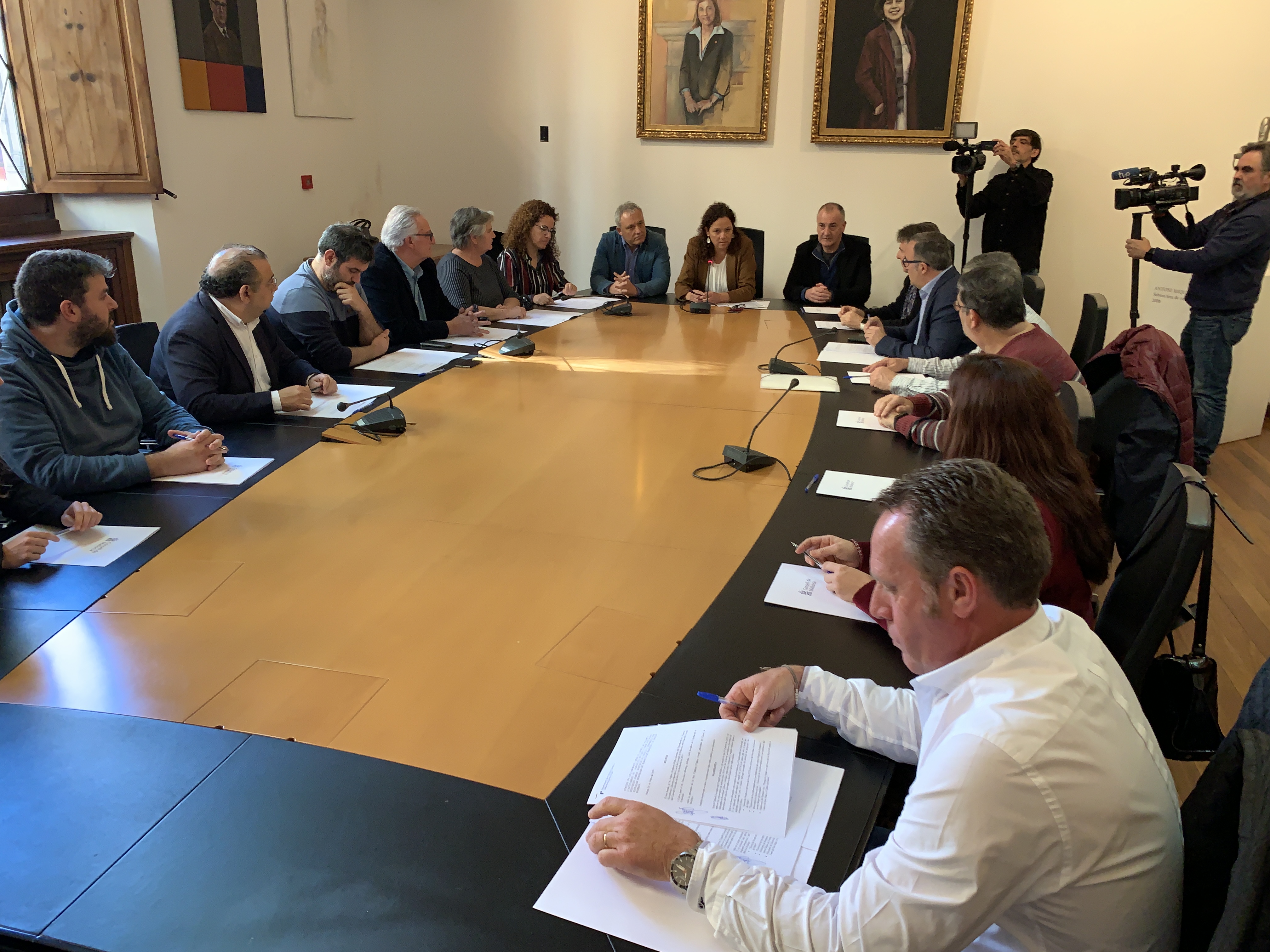 El Consell atorga 3 milions d’euros als municipis de la Serra i de l’àrea metropolitana per millorar serveis i infraestructures