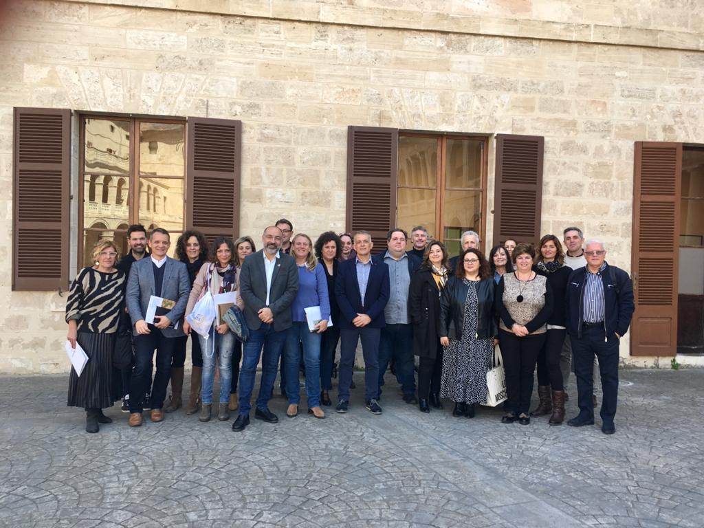 Reunió del conseller de Turisme i Esports, Andreu Serra, amb els ajuntaments de Mallorca