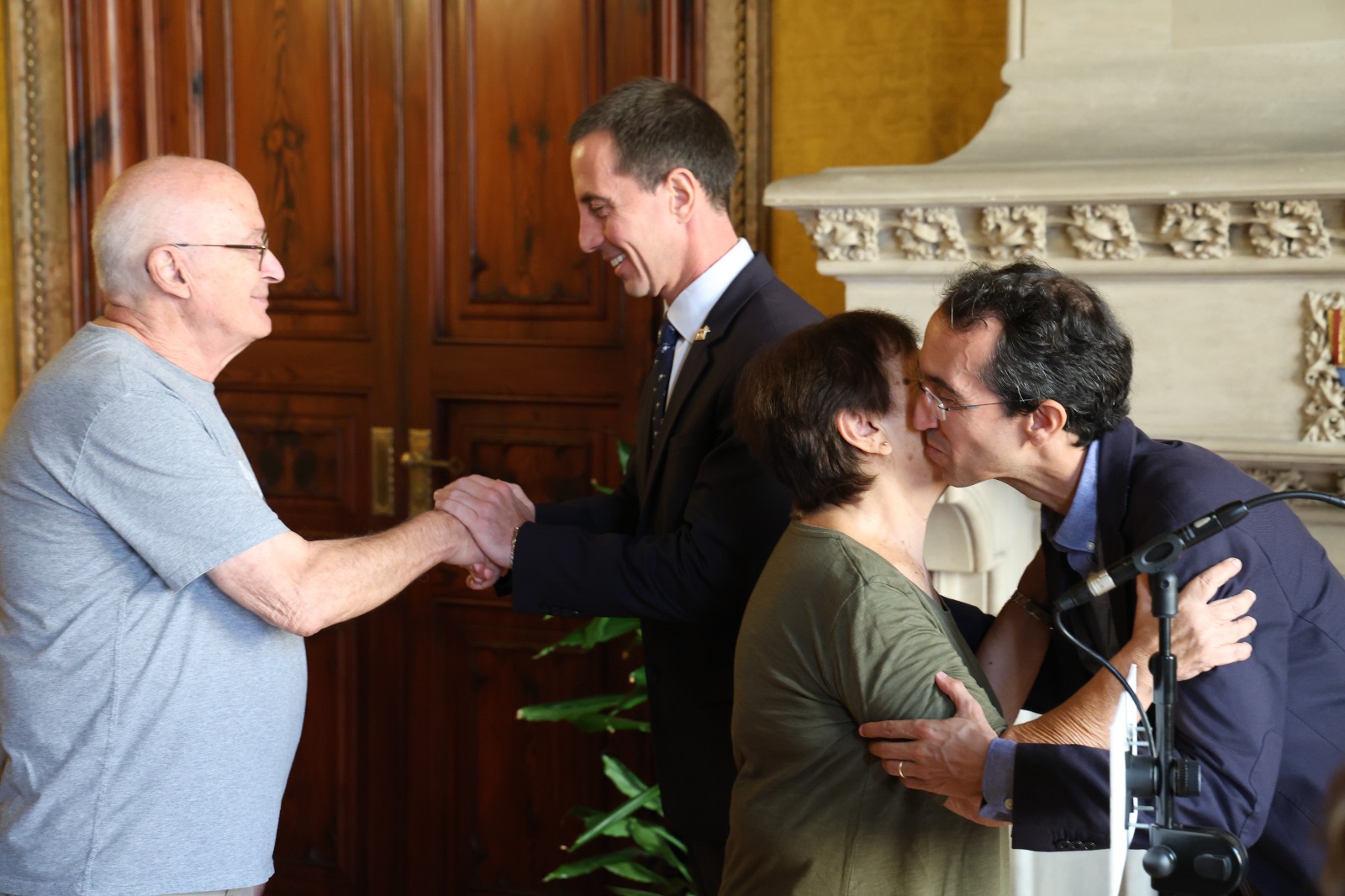 El presidente Galmés con los representantes de la Asociación de Personas Sordas de Mallorca